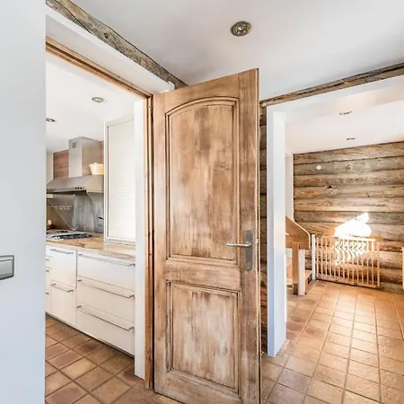 Spectacular Chalet With 5 Ensuite Bedrooms And Sauna