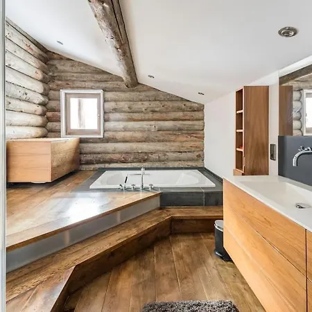 Spectacular Chalet With 5 Ensuite Bedrooms And Sauna * Chamonix